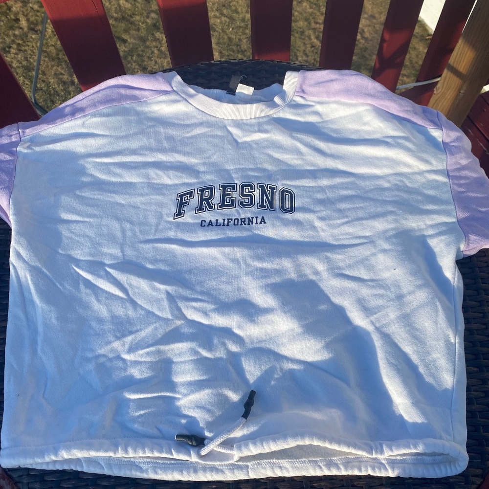 Multi color sweatshirt.